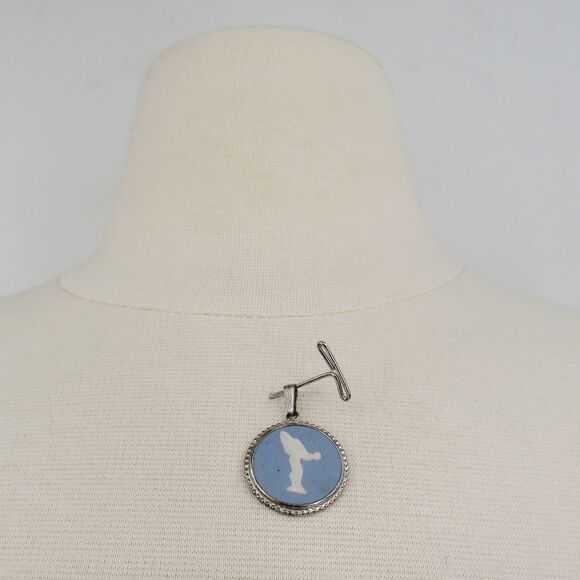 Wedgwood Vintage Rolls Royce Spirit of Ecstacy Blue Jasperware Cameo Pendant - Picture 3 of 11